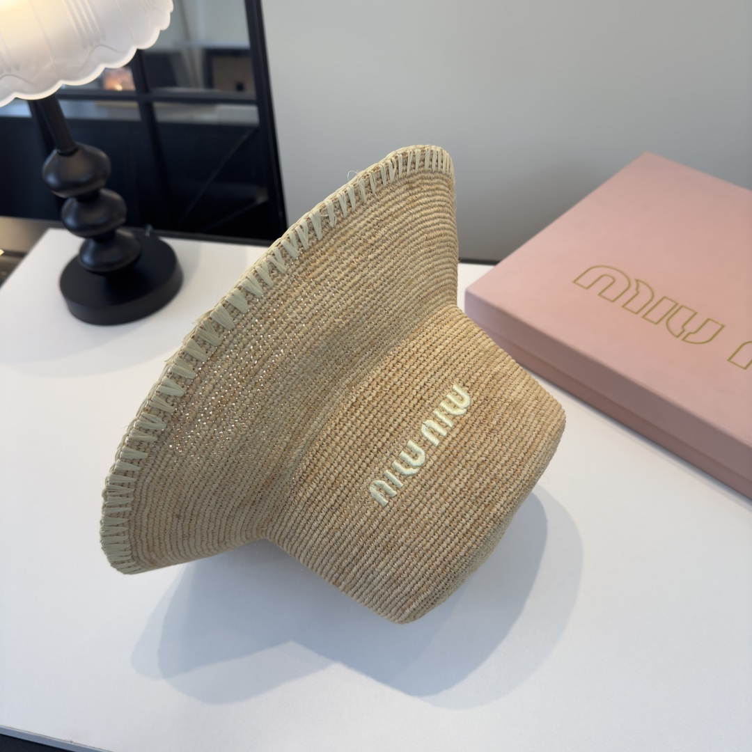 Pmiumiu缪缪新款拉菲草帽，纯手工编织，可折叠，头围57cm
