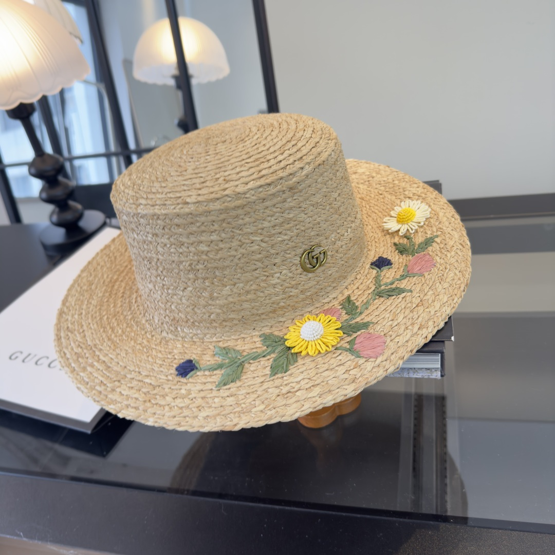 PGucci古奇拉菲草帽，高端定制，手工钩花设计，太有夏天的味道了，头围57cm