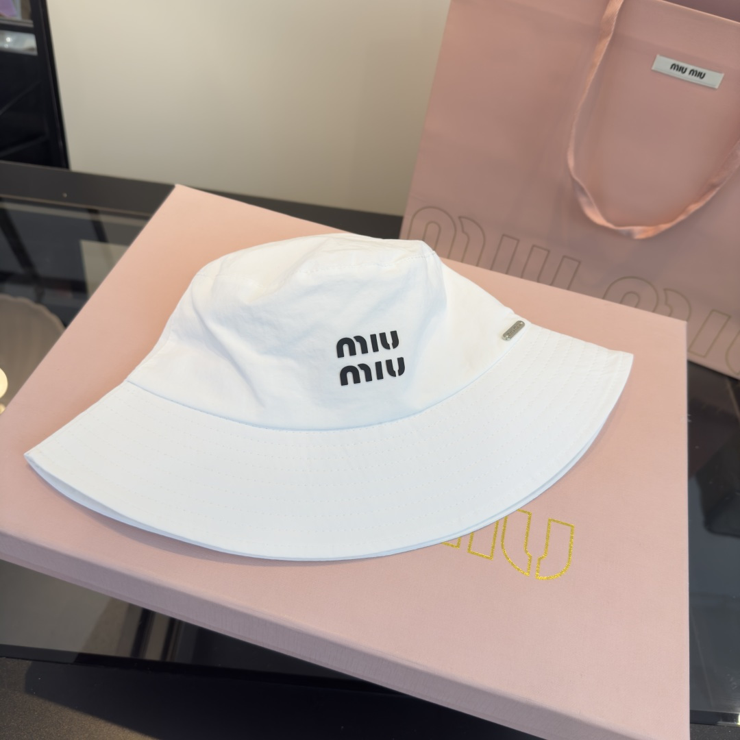 Pmiumiu缪缪新款渔夫帽，头围57cm