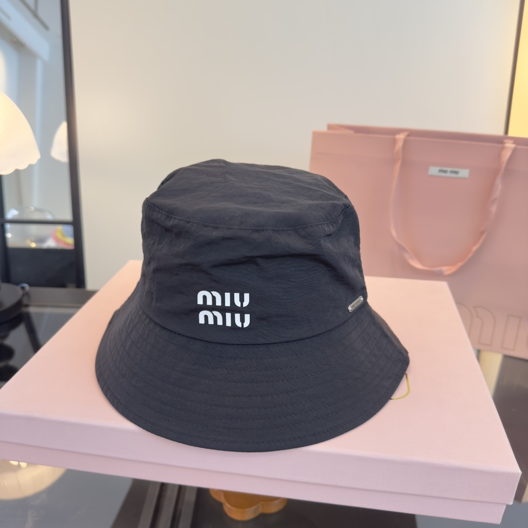 Pmiumiu缪缪新款渔夫帽，头围57cm