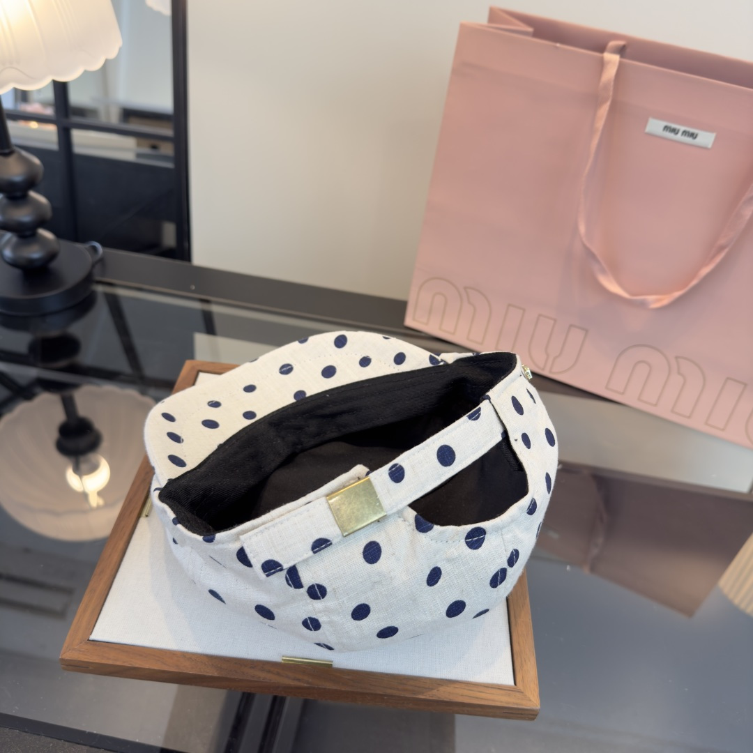 Pmiumiu缪缪新款鸭舌前进帽，日韩风波点鸭舌帽，头围57cm 可调节