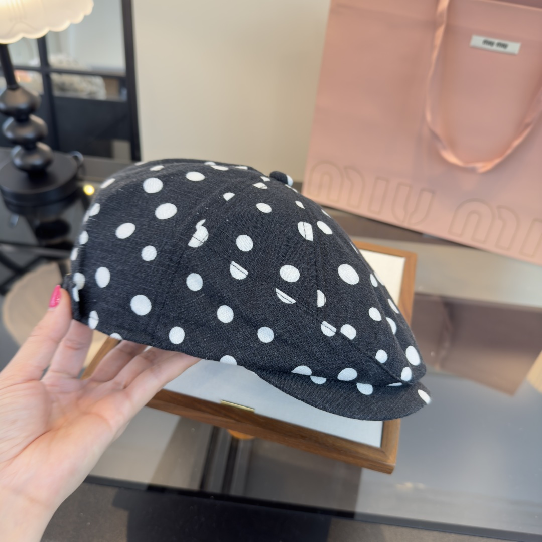 Pmiumiu缪缪新款鸭舌前进帽，日韩风波点鸭舌帽，头围57cm 可调节