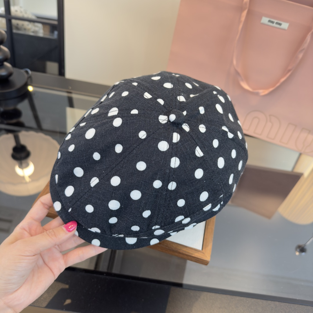 Pmiumiu缪缪新款鸭舌前进帽，日韩风波点鸭舌帽，头围57cm 可调节