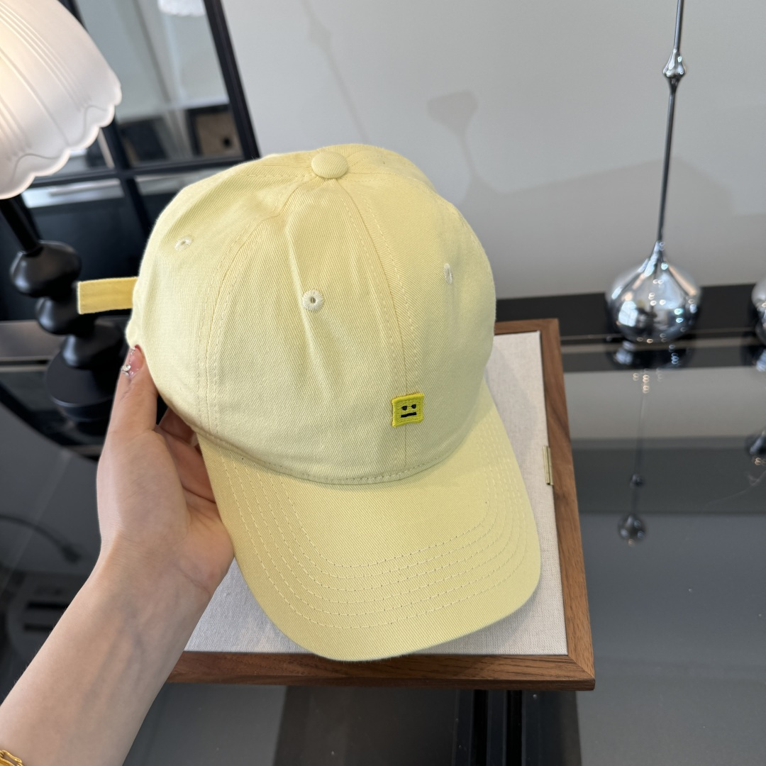 PAcne Studios 新款棒球帽 男女同款 ！！