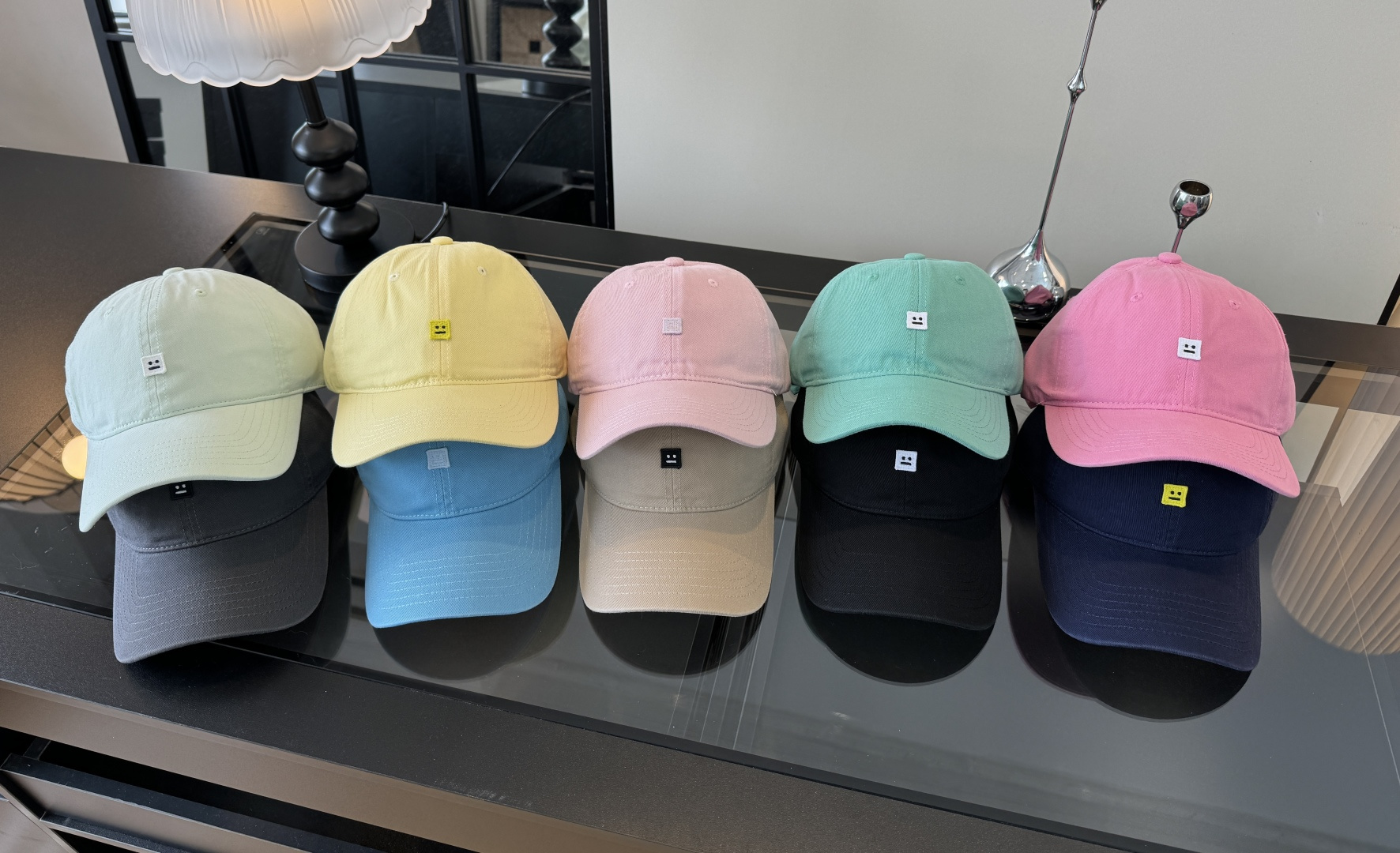 PAcne Studios 新款棒球帽 男女同款 ！！