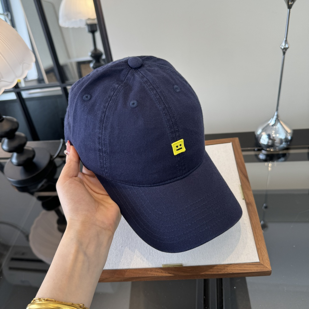 PAcne Studios 新款棒球帽 男女同款 ！！