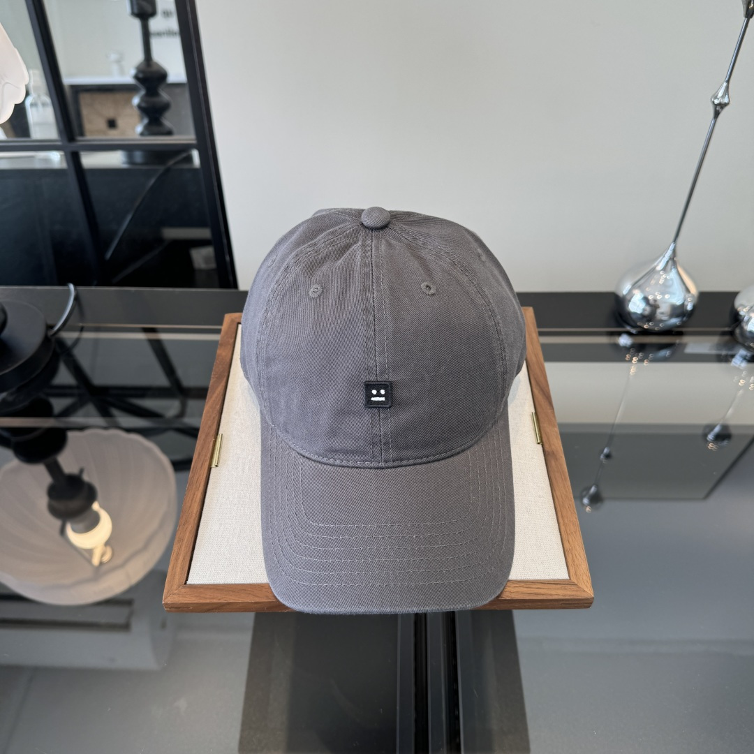 PAcne Studios 新款棒球帽 男女同款 ！！