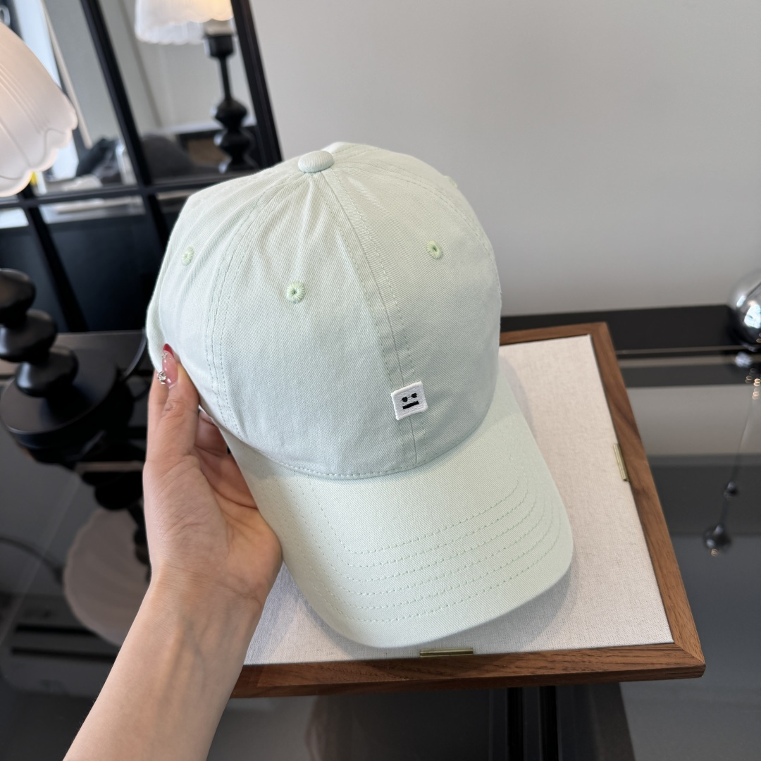 PAcne Studios 新款棒球帽 男女同款 ！！