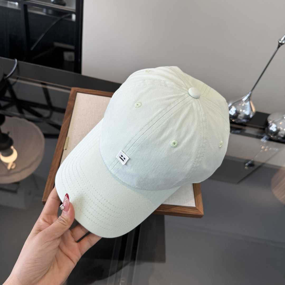 PAcne Studios 新款棒球帽 男女同款 ！！