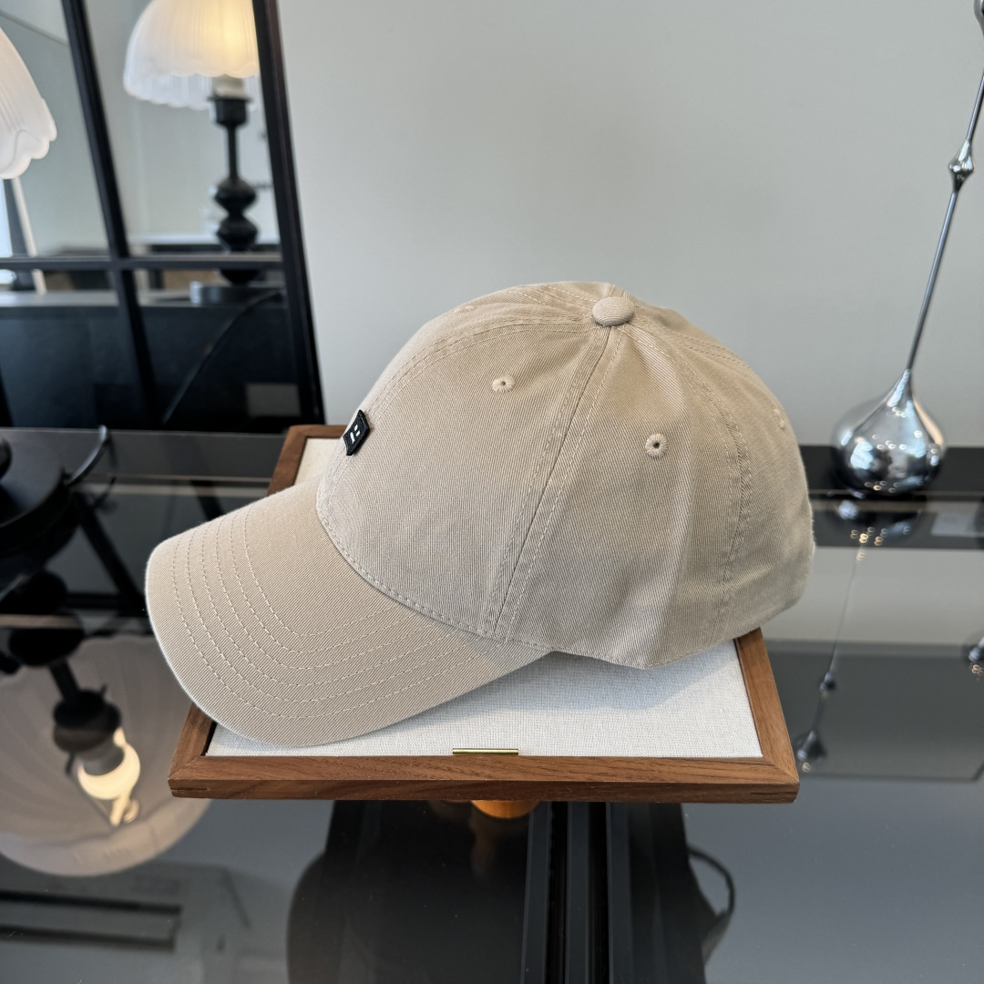 PAcne Studios 新款棒球帽 男女同款 ！！