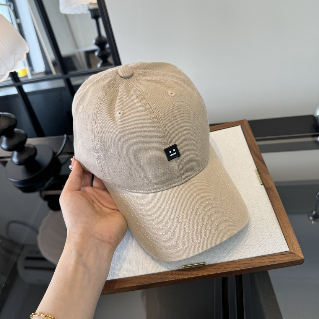 PAcne Studios 新款棒球帽 男女同款 ！！