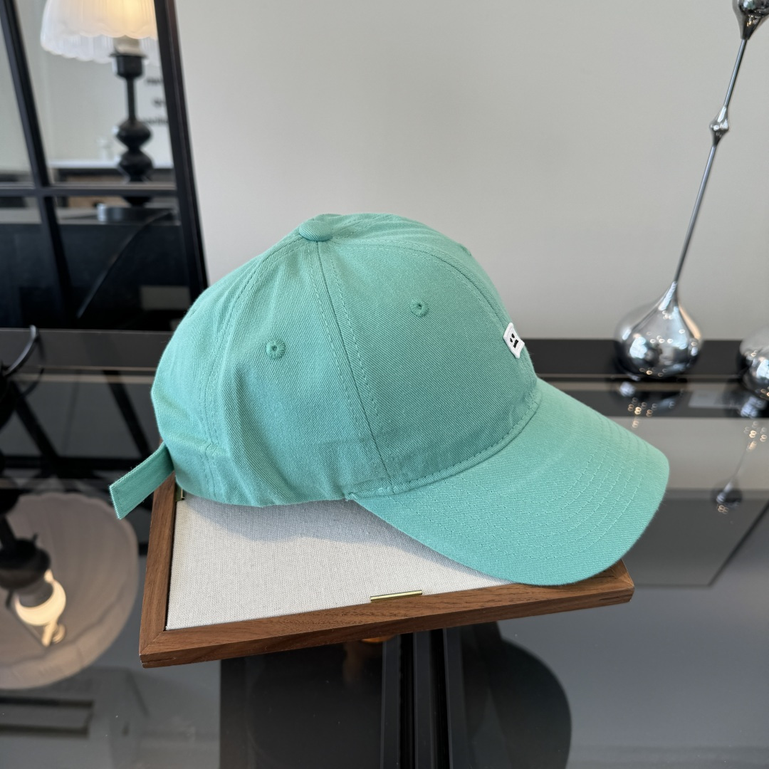 PAcne Studios 新款棒球帽 男女同款 ！！