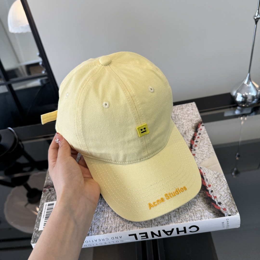 PAcne Studios 新款棒球帽 男女同款 ！！