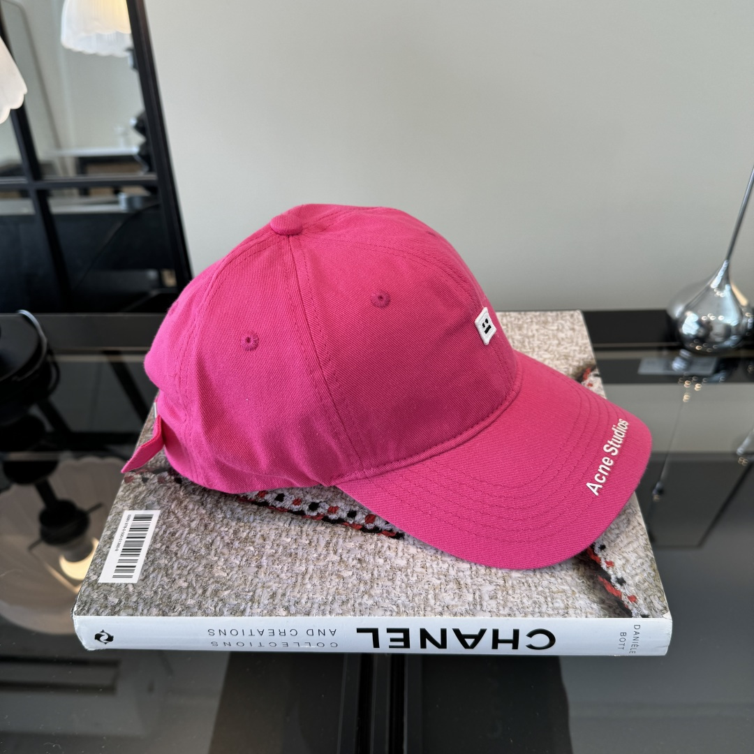 PAcne Studios 新款棒球帽 男女同款 ！！