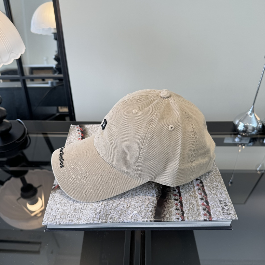 PAcne Studios 新款棒球帽 男女同款 ！！