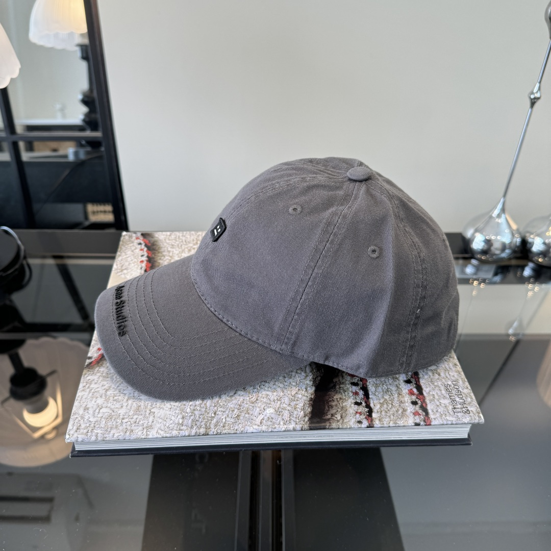 PAcne Studios 新款棒球帽 男女同款 ！！