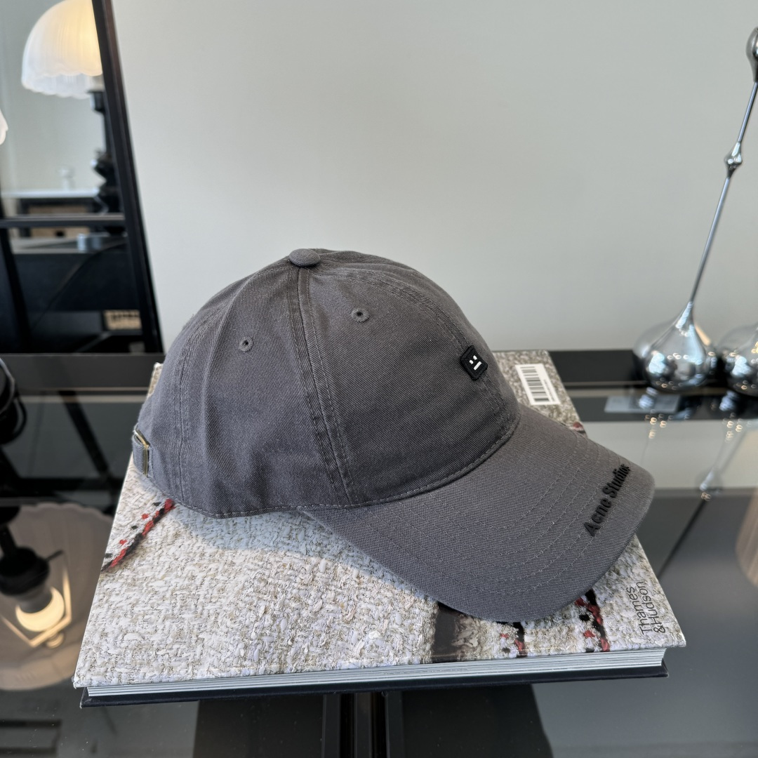 PAcne Studios 新款棒球帽 男女同款 ！！