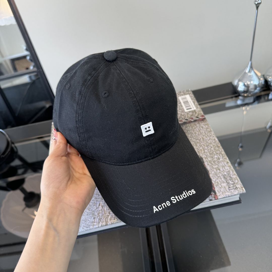 PAcne Studios 新款棒球帽 男女同款 ！！
