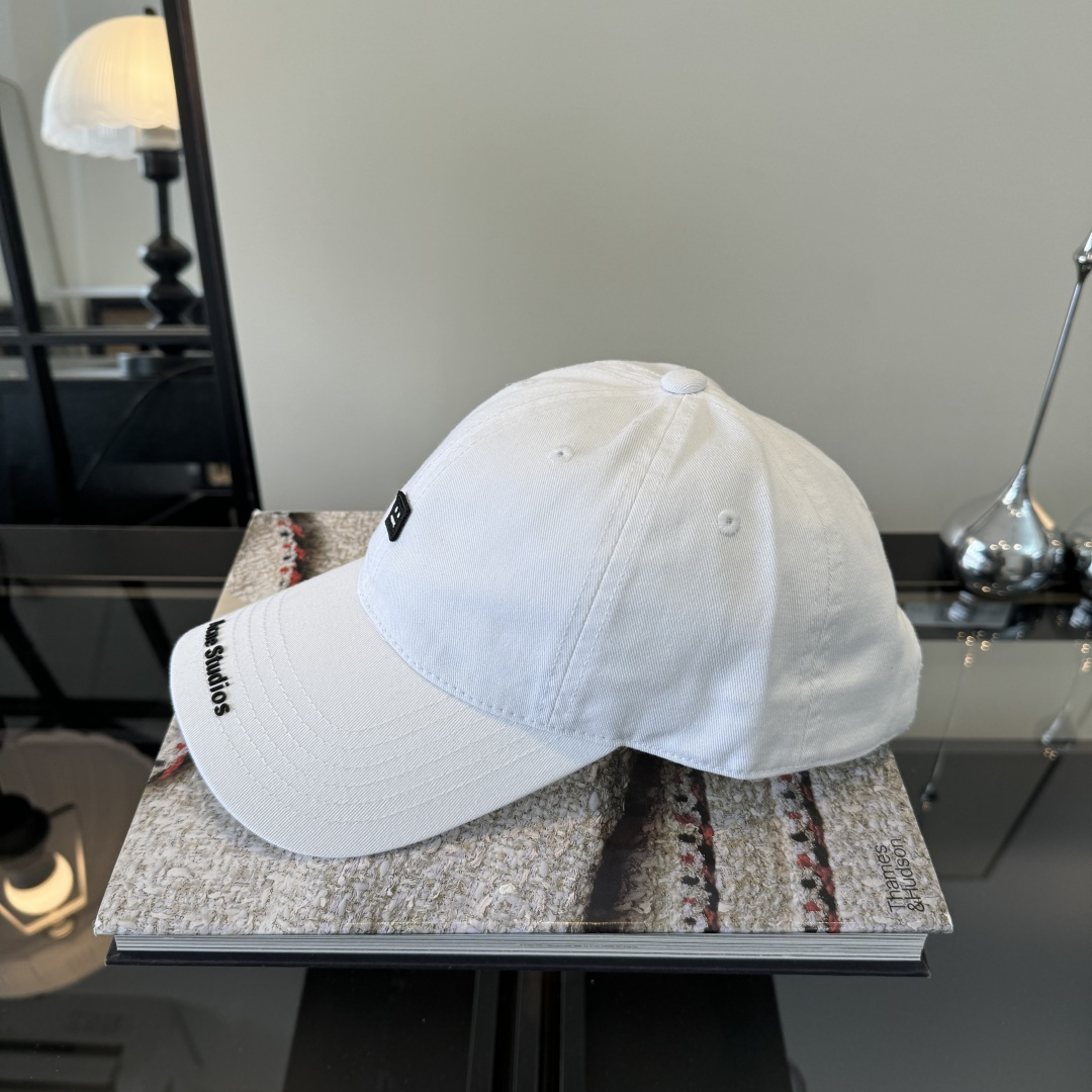 PAcne Studios 新款棒球帽 男女同款 ！！