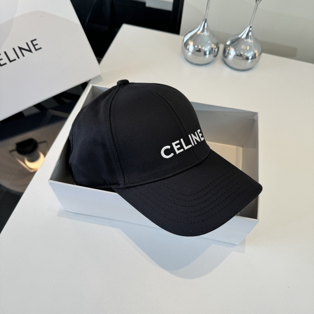 PCeline赛琳新款鸭舌帽，头围57cm