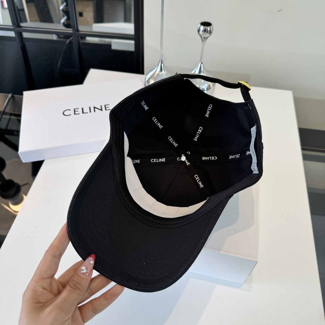PCeline赛琳新款鸭舌帽，头围57cm
