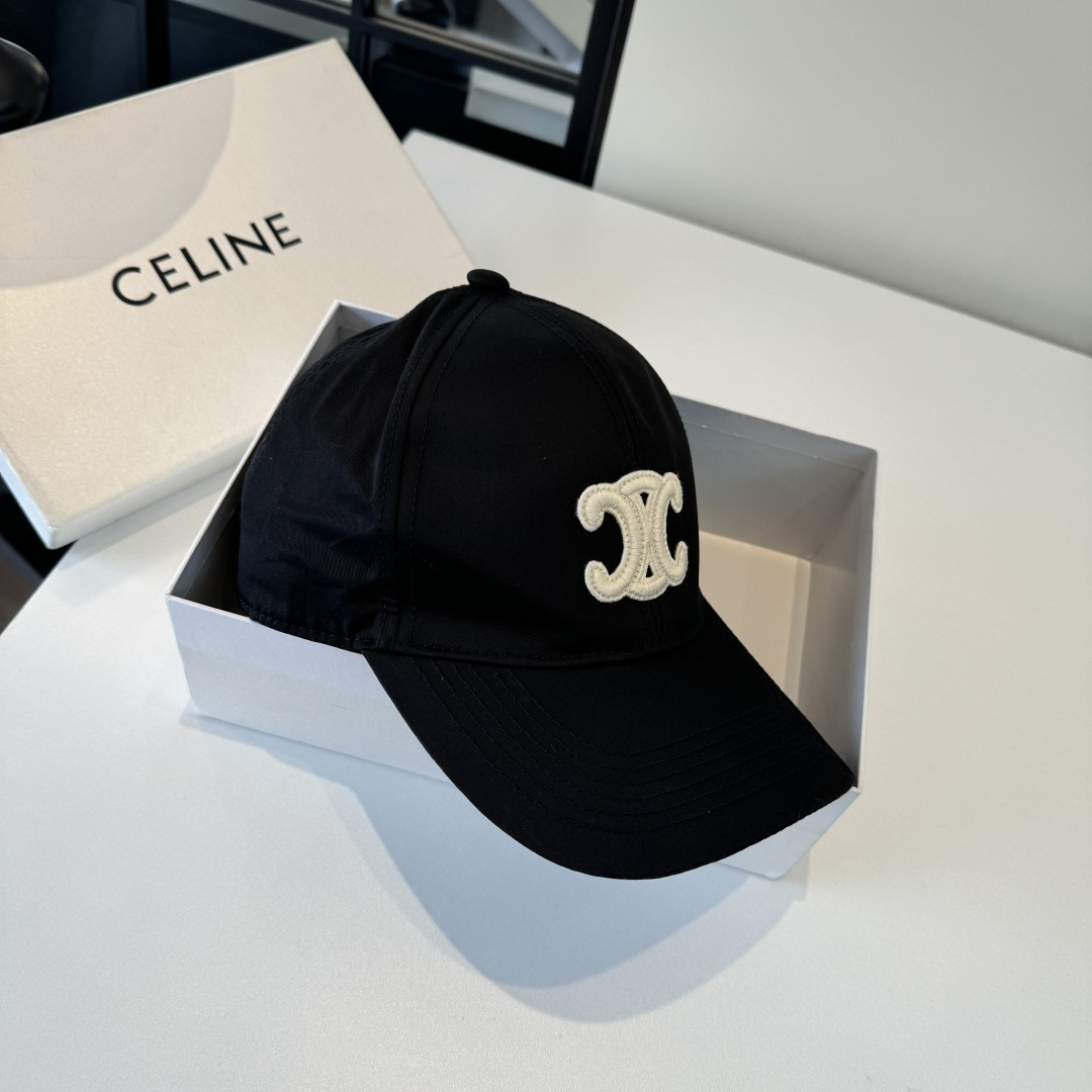 PCeline赛琳新款遮阳鸭舌帽，头围57cm