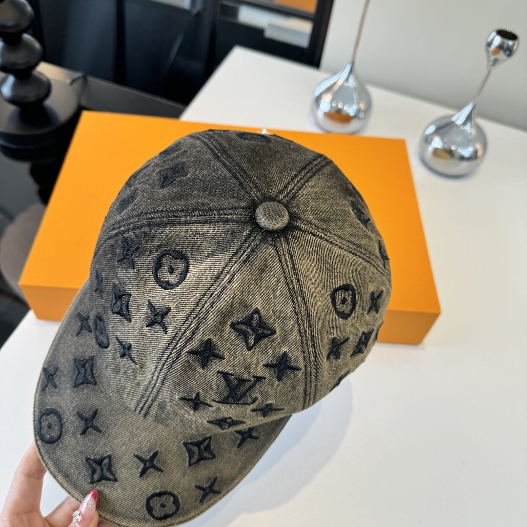 PLv路易斯新款鸭舌帽，高级定制，头围57cm