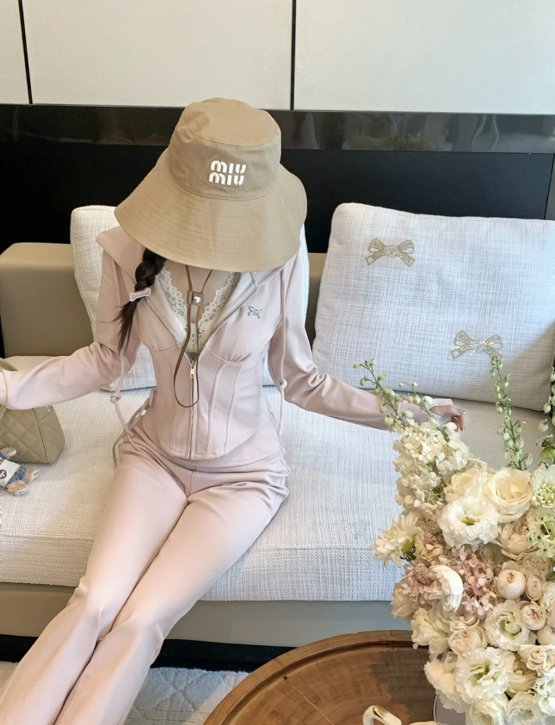 Pmiumiu缪缪新款遮阳渔夫帽，可折叠