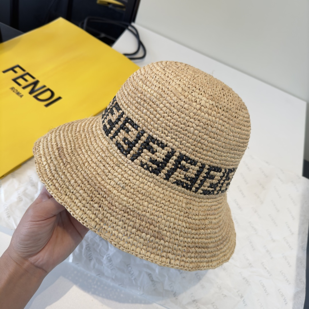 P芬迪新款遮阳盆帽草帽，高端定制