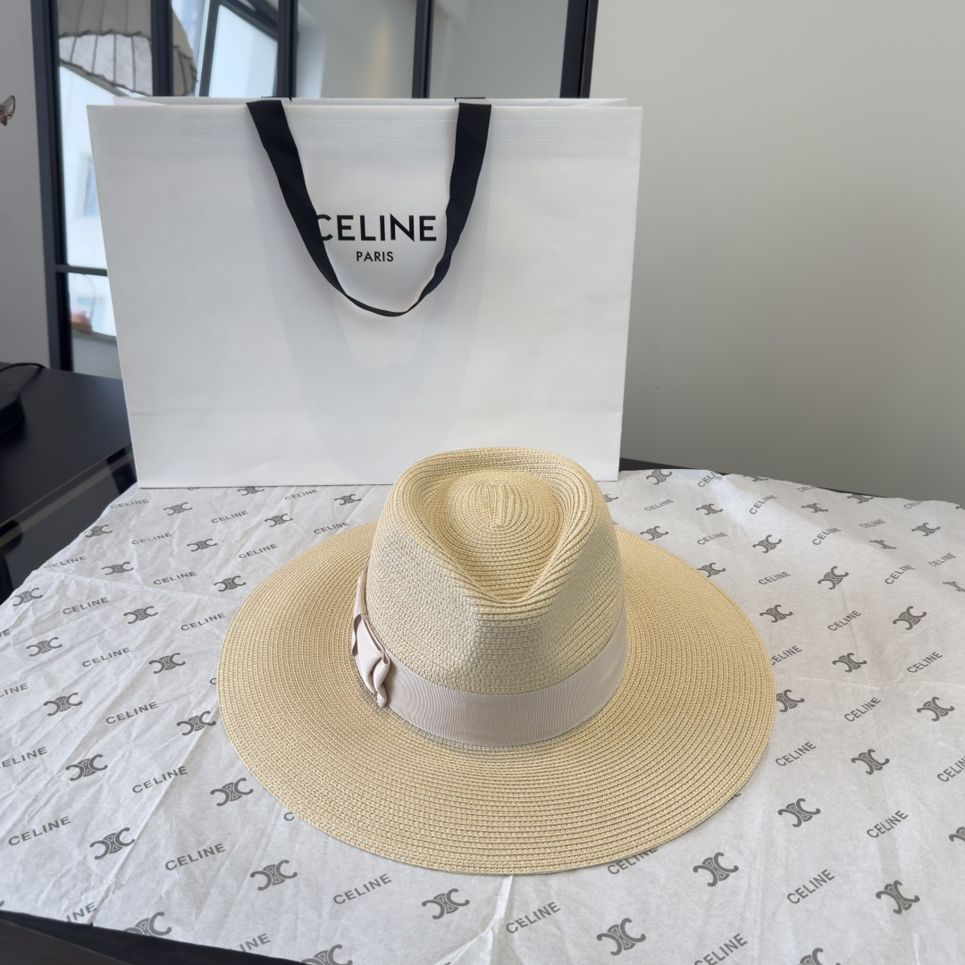 PCeline赛琳新款遮阳草帽，旅游必备，头围57cm