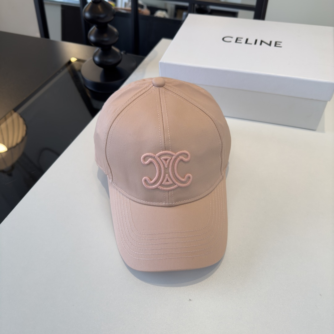 Celine Celine赛琳凯旋门鸭舌帽，高品质，内标齐全