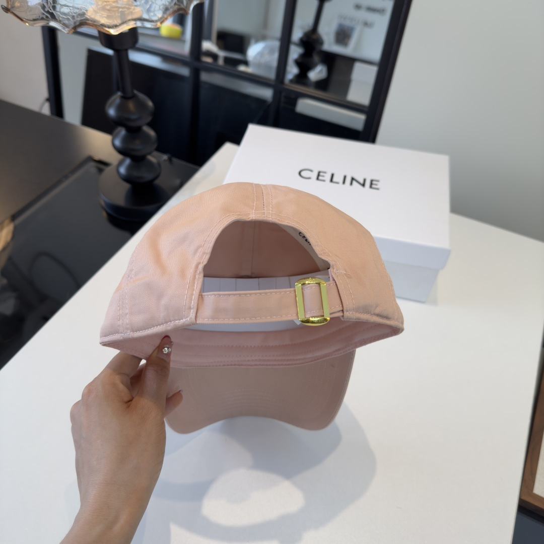 Celine Celine赛琳凯旋门鸭舌帽，高品质，内标齐全