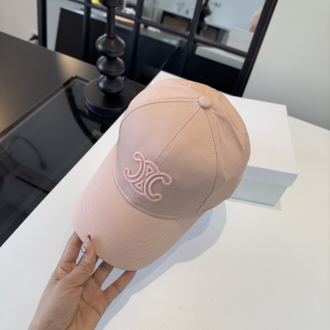 Celine Celine赛琳凯旋门鸭舌帽，高品质，内标齐全