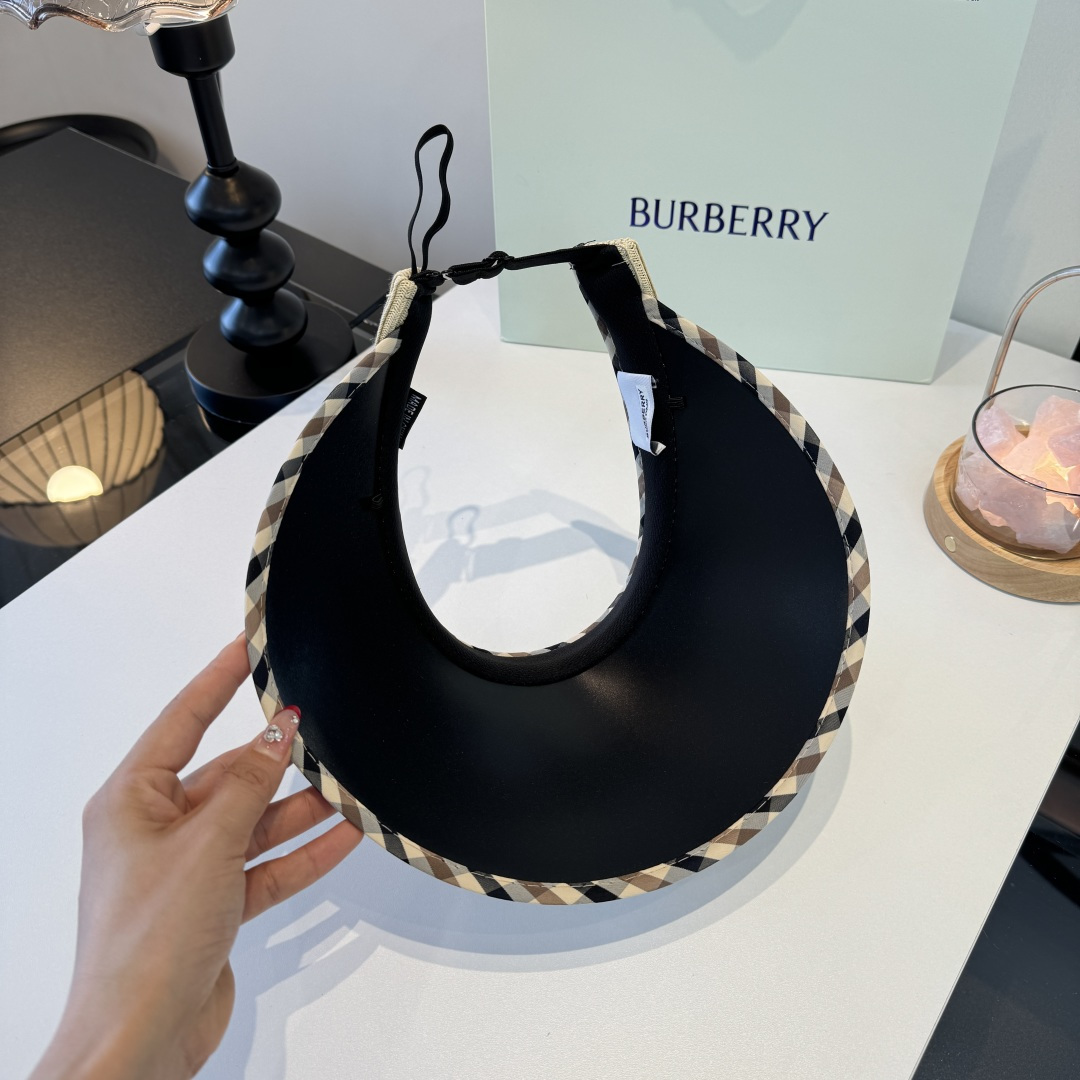Burberry Burberry巴宝莉新款空顶遮阳帽