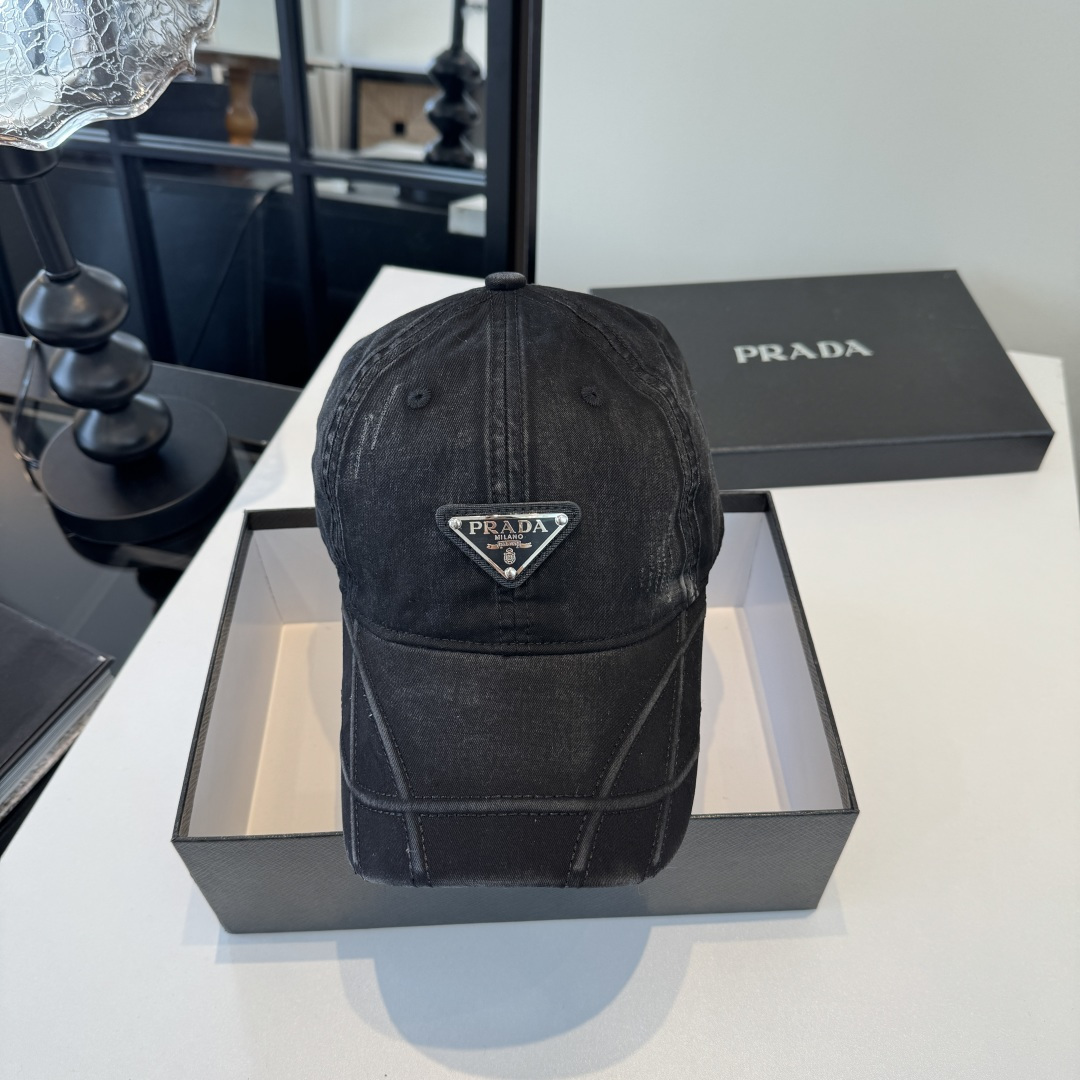 Prada 普拉达PRADA新款鸭舌帽，男女通用