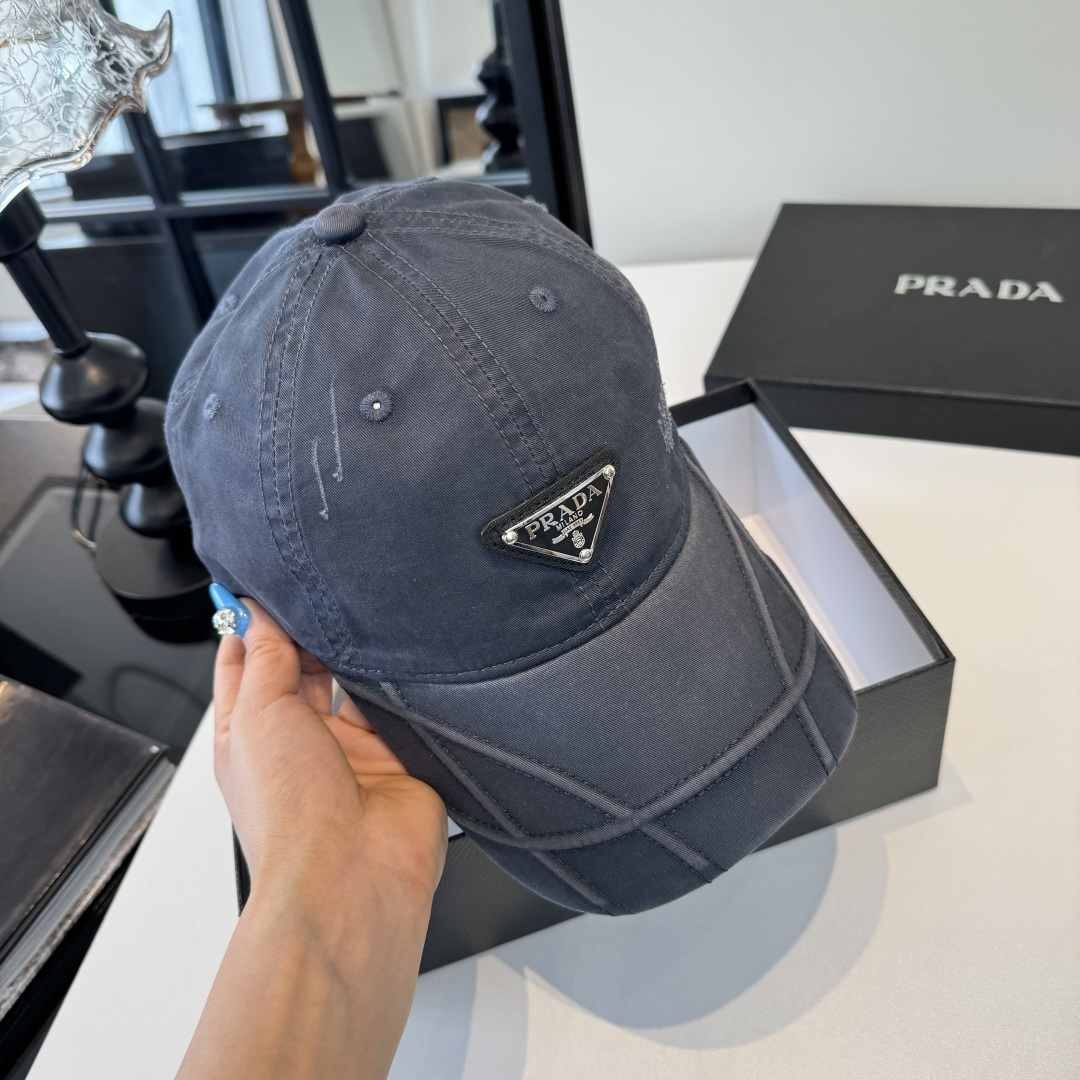 Prada 普拉达PRADA新款鸭舌帽，男女通用