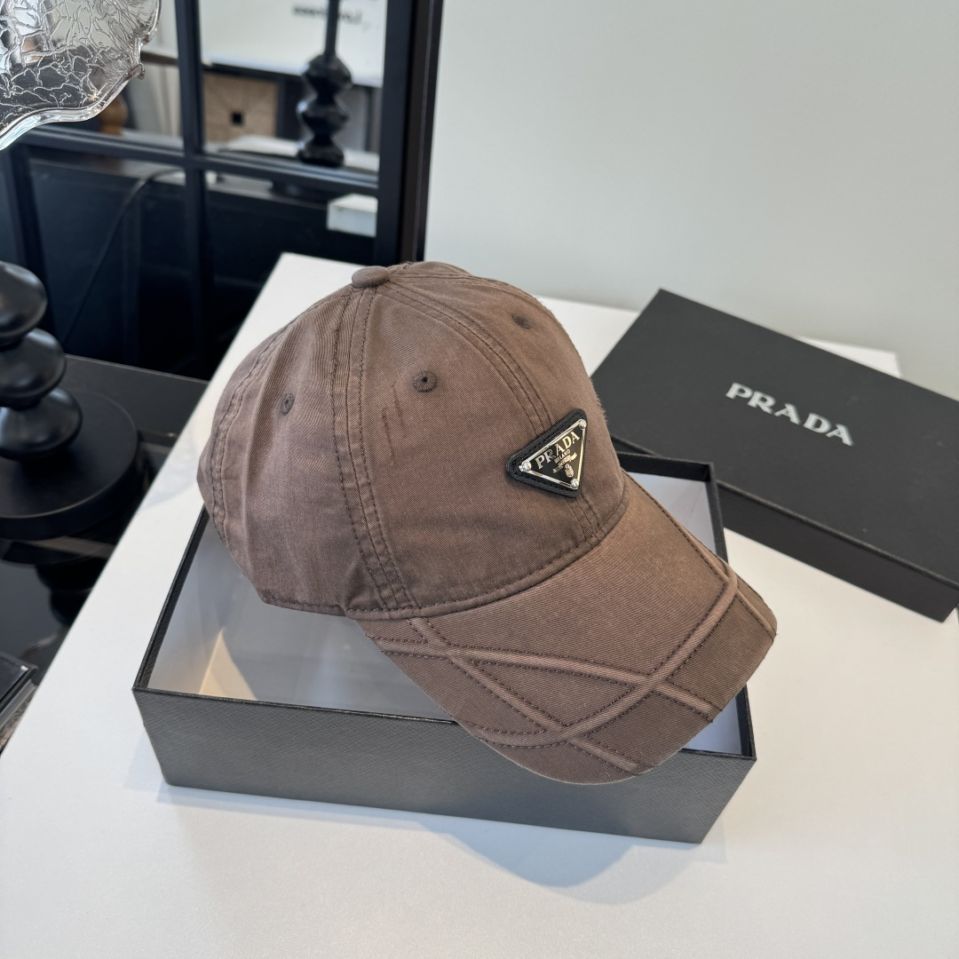 Prada 普拉达PRADA新款鸭舌帽，男女通用