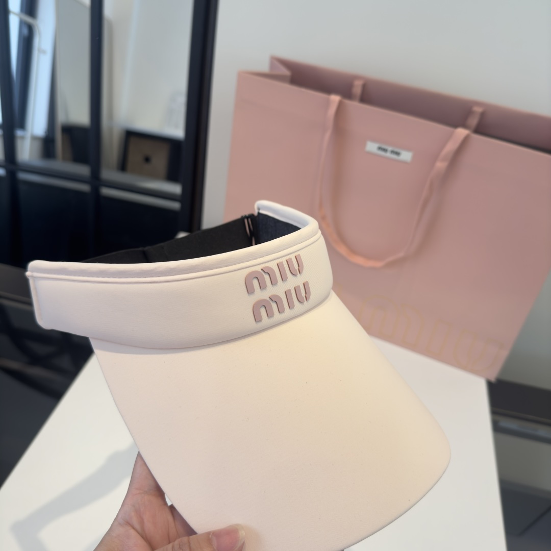 Miu Miu miumiu缪缪遮阳帽