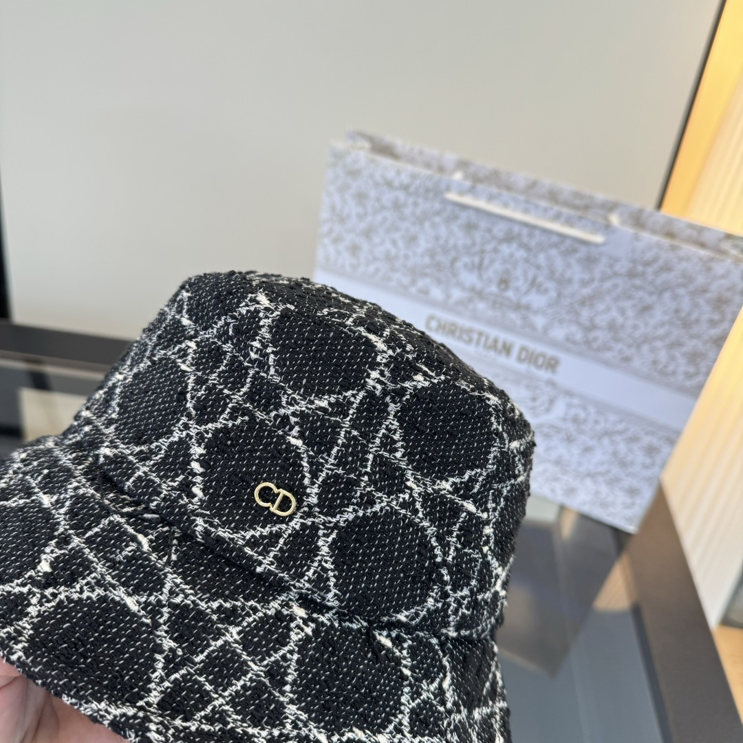 Dior Dior迪奥渔夫帽，头围57cm