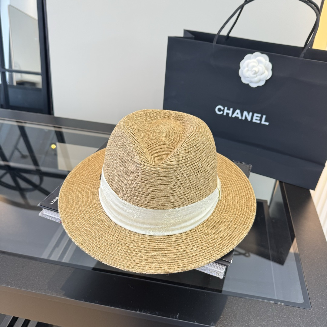 Chanel Chanel香奈儿草帽，细草制作，头围57cm