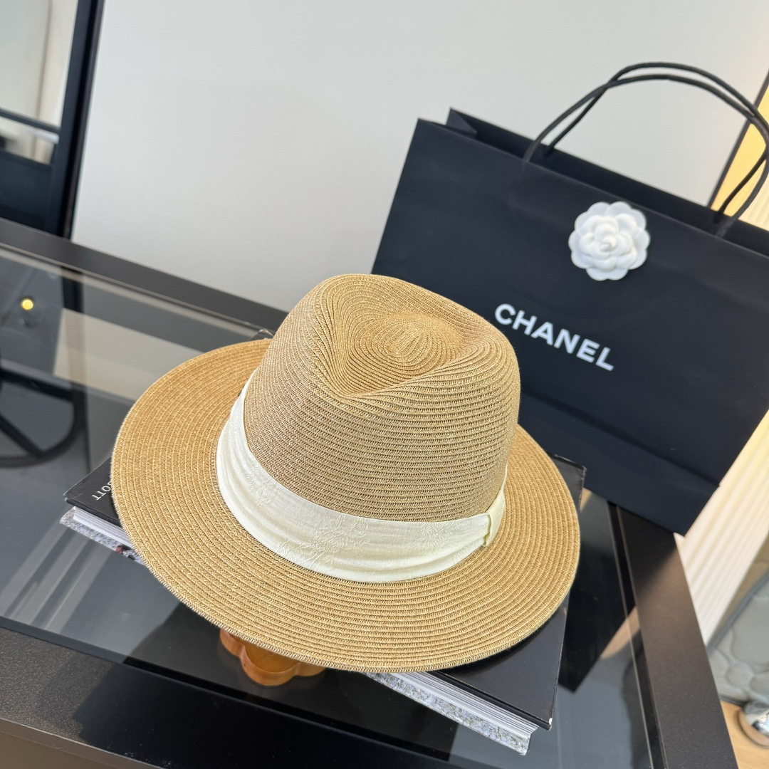 Chanel Chanel香奈儿草帽，细草制作，头围57cm