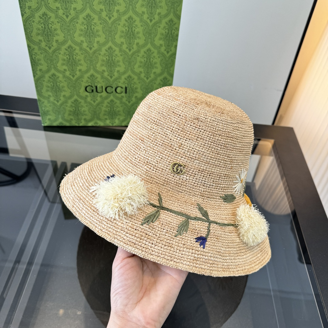Gucci Gucci古奇拉菲草盆帽，纯手工钩织，可折叠，头围57cm