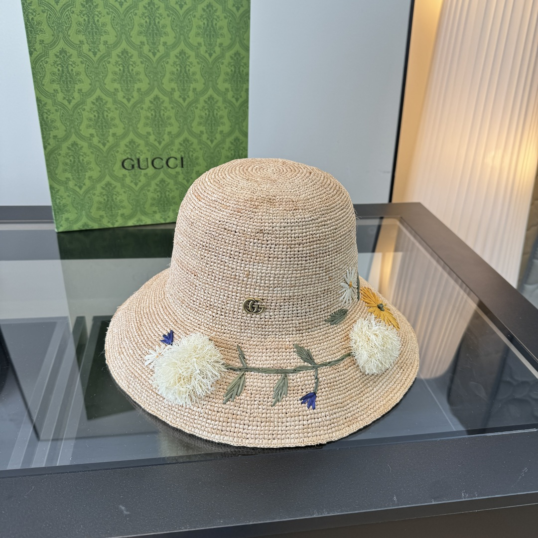 Gucci Gucci古奇拉菲草盆帽，纯手工钩织，可折叠，头围57cm