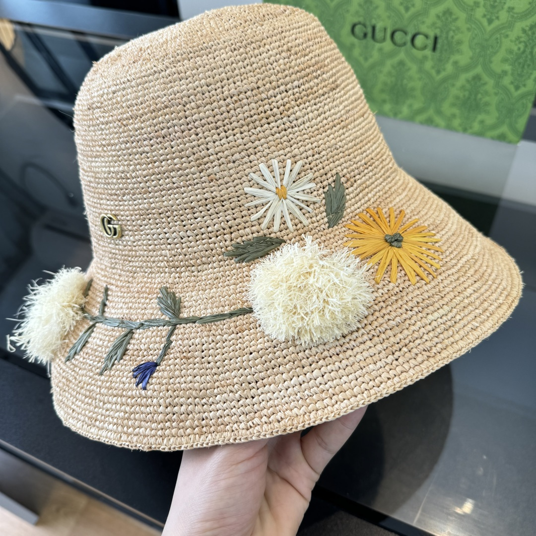 Gucci Gucci古奇拉菲草盆帽，纯手工钩织，可折叠，头围57cm