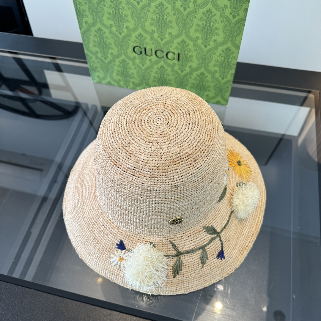 Gucci Gucci古奇拉菲草盆帽，纯手工钩织，可折叠，头围57cm