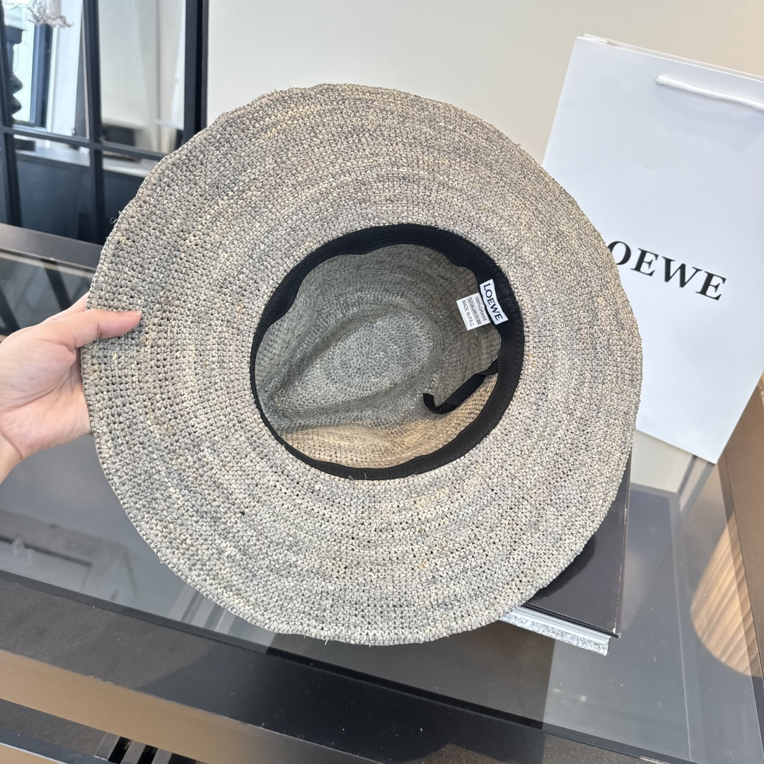 Loewe ＬＯＥＷＥ罗意威新款拉菲草礼帽，头围57cm
