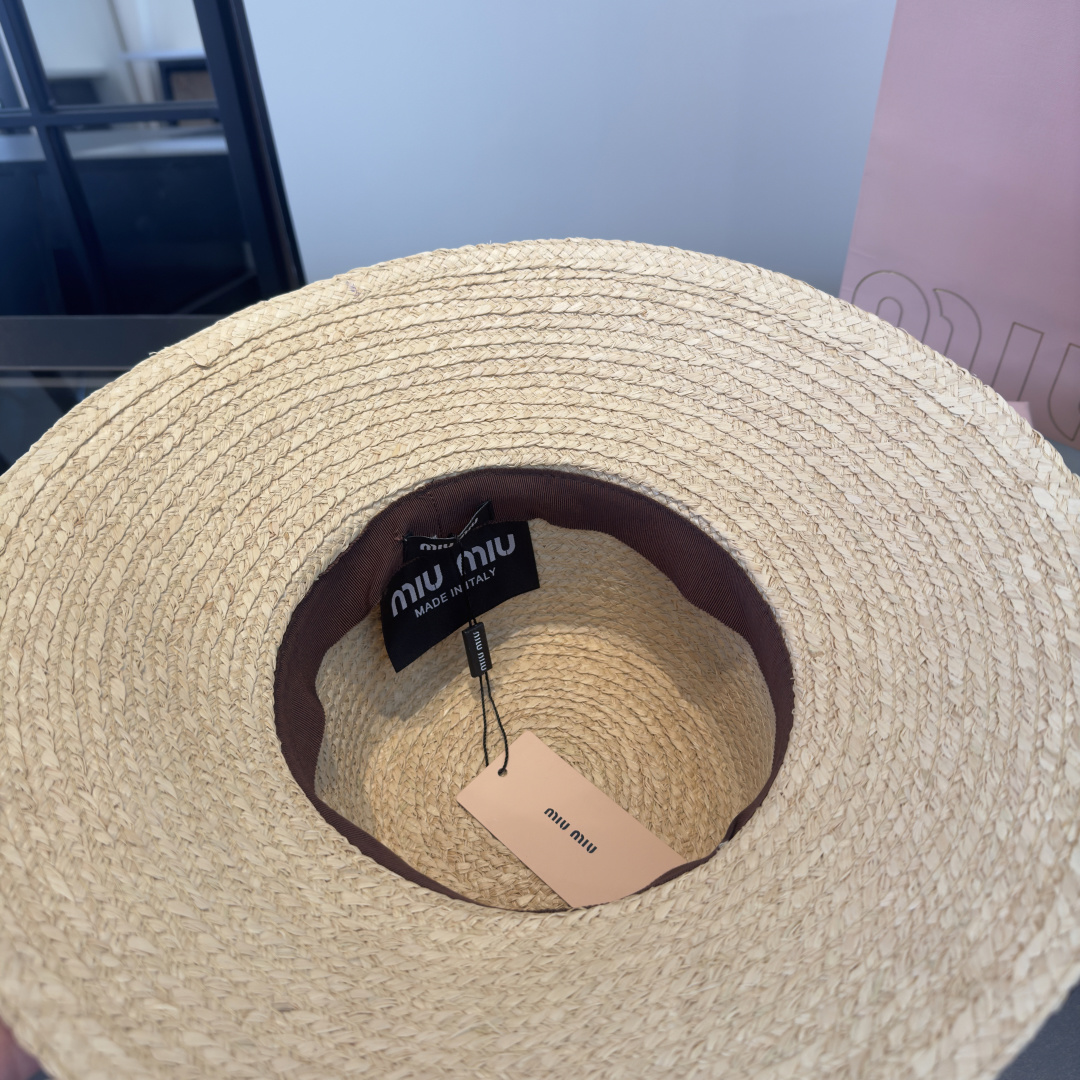 Miu Miu miumiu缪缪2026 新款拉菲草帽，头围57cm
