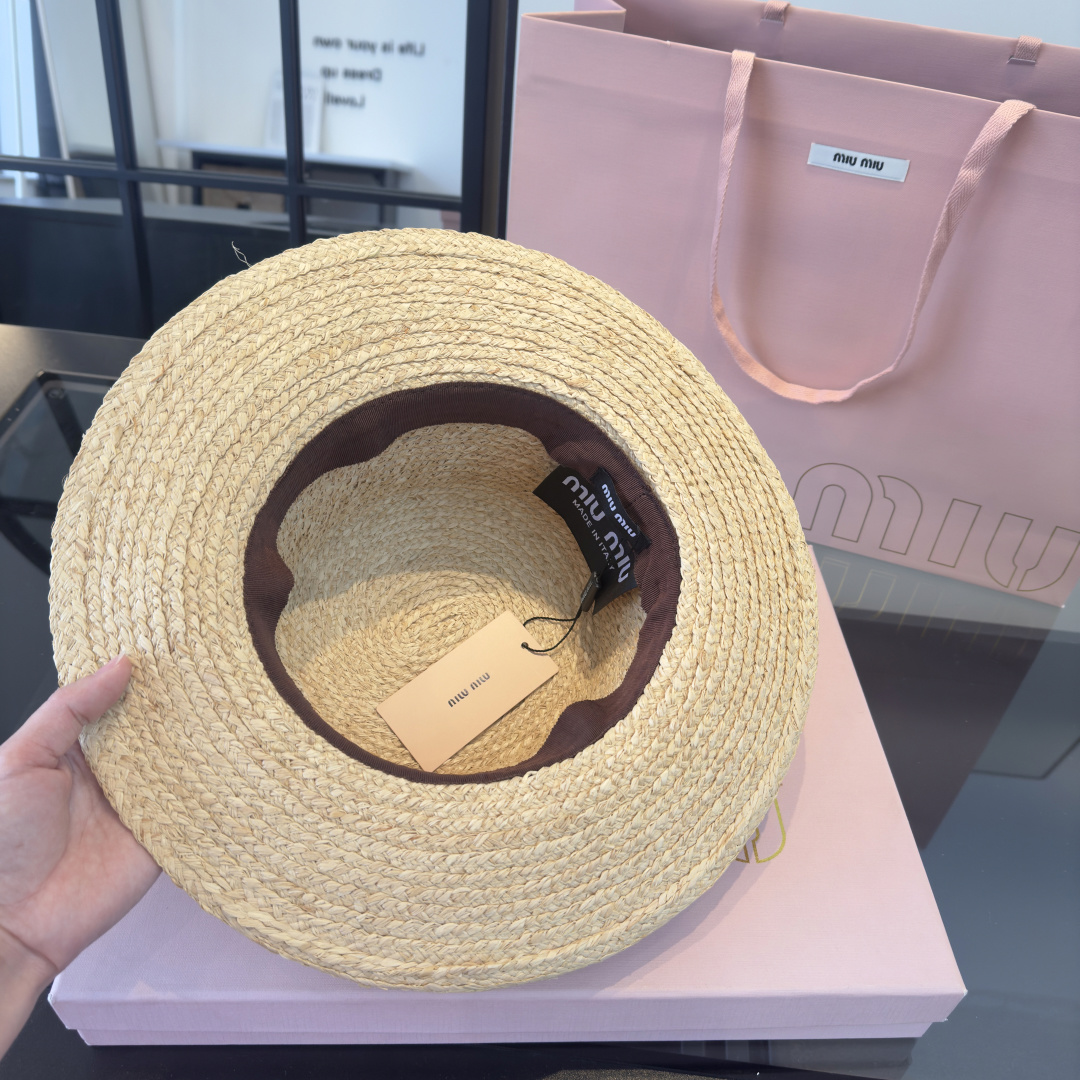 Miu Miu miumiu缪缪2026 新款平顶拉菲草帽，头围57cm