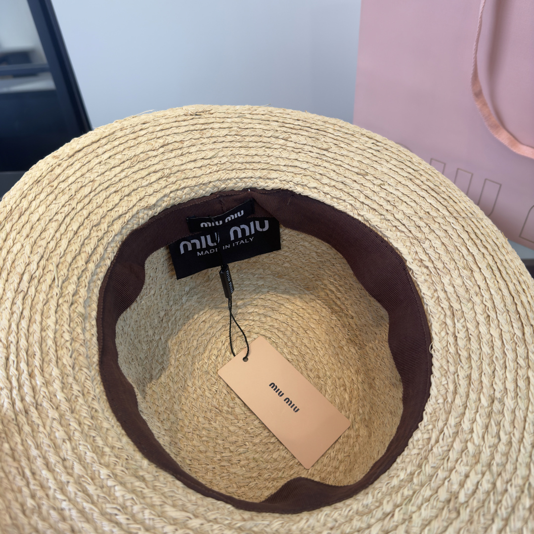 Miu Miu miumiu缪缪2026 新款平顶拉菲草帽，头围57cm
