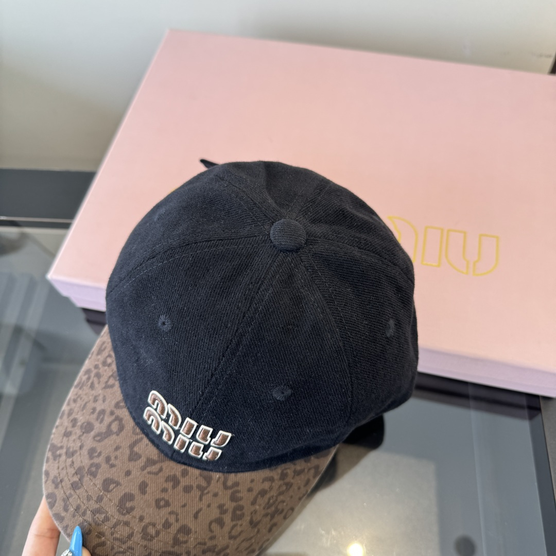 Miu Miu miumiu缪缪新款鸭舌帽，男女通用